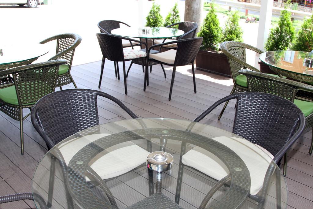 Vlasta Family Hotel 라브다 외부 사진