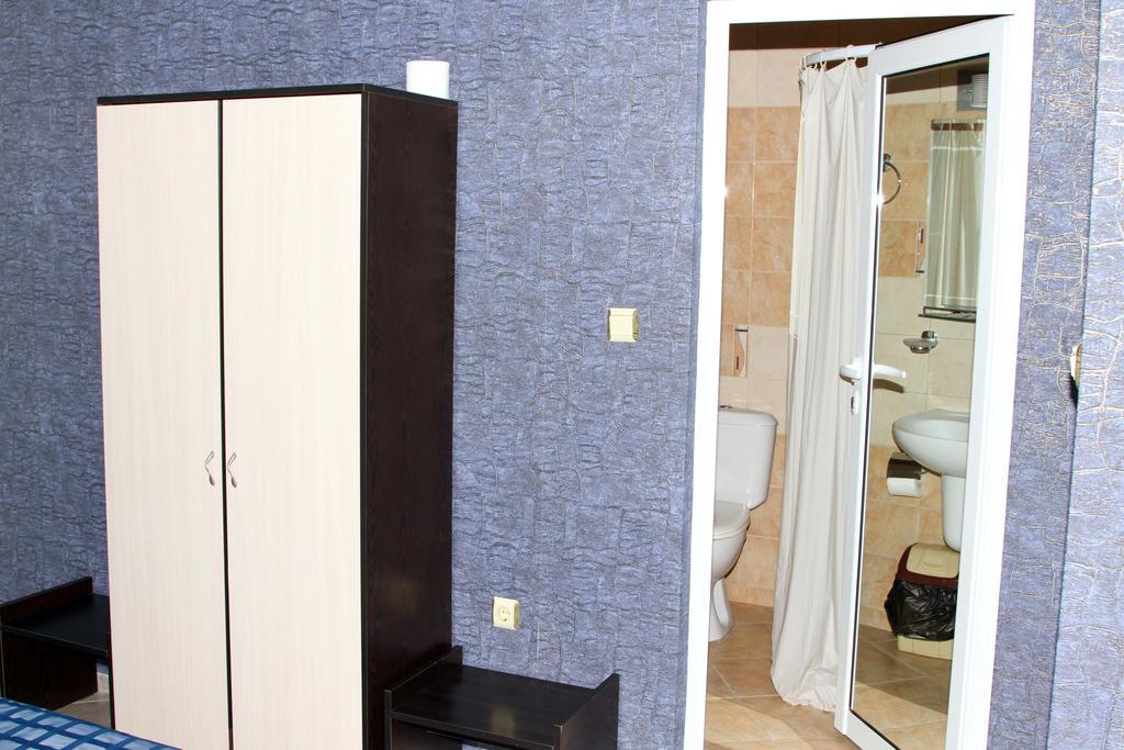 Vlasta Family Hotel 라브다 외부 사진