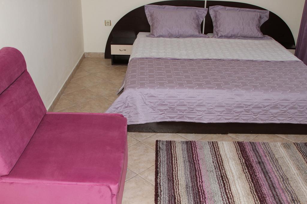 Vlasta Family Hotel 라브다 외부 사진