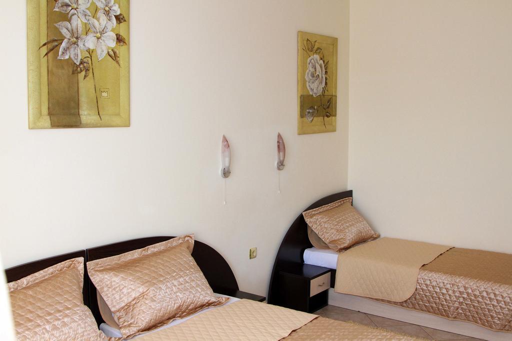 Vlasta Family Hotel 라브다 외부 사진